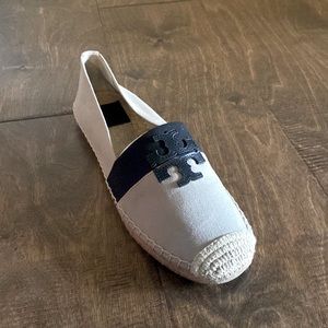 TORY BURCH Weston Flat Espadrille Natural/Black 270. New with Box. Never worn.